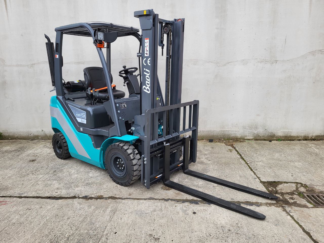 DF-15/B - 1.5 t teherbírású dízel üzemű targonca - Image 2