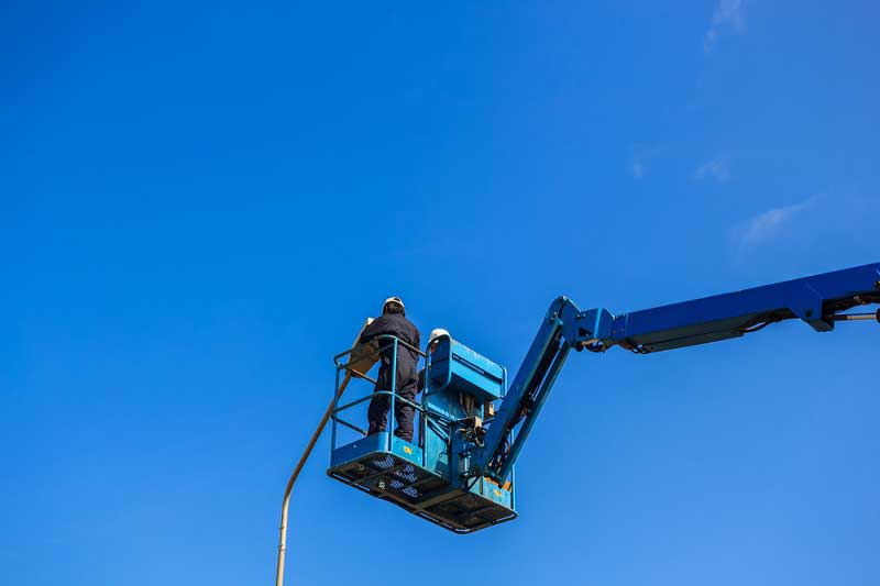 személyemelő bérlés